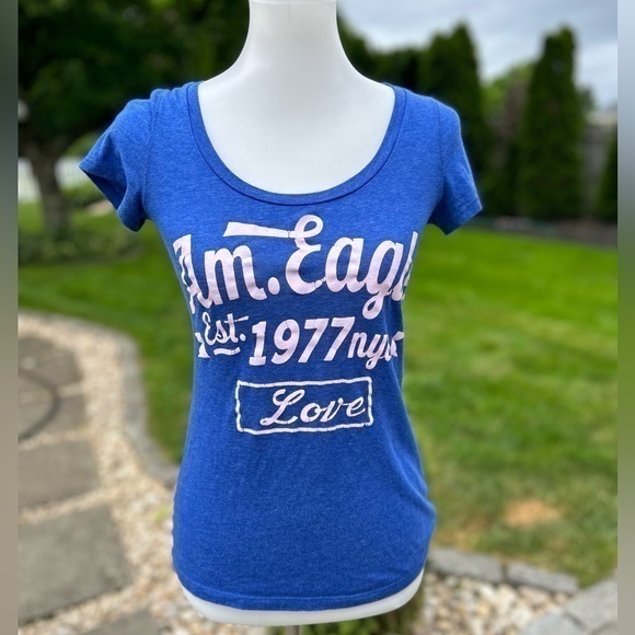 American Eagle outfitters favorite tee T-shirt - Picture 1 of 5